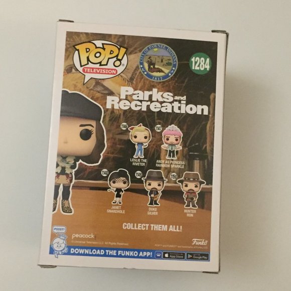 NEW Parks & Recreation Filibuster Leslie Mona-Lisa Funko Pop Figures - Picture 12 of 15